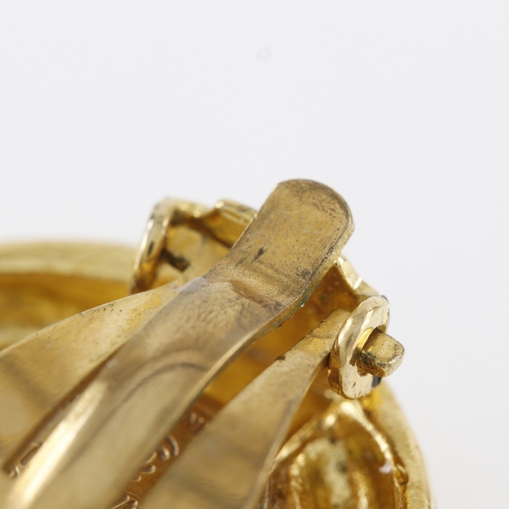CHANEL Gold Earrings - Picture 6 of 7